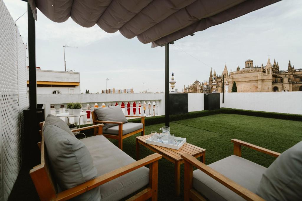 Fotografie z fotogalerie ubytování Complete studio with terrace - 1Bth- La Giralda v destinaci Seville