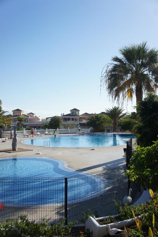 Fotografie z fotogalerie ubytování Apartment paddle & tennis courts and swimming pool Los Cristianos v destinaci Arona
