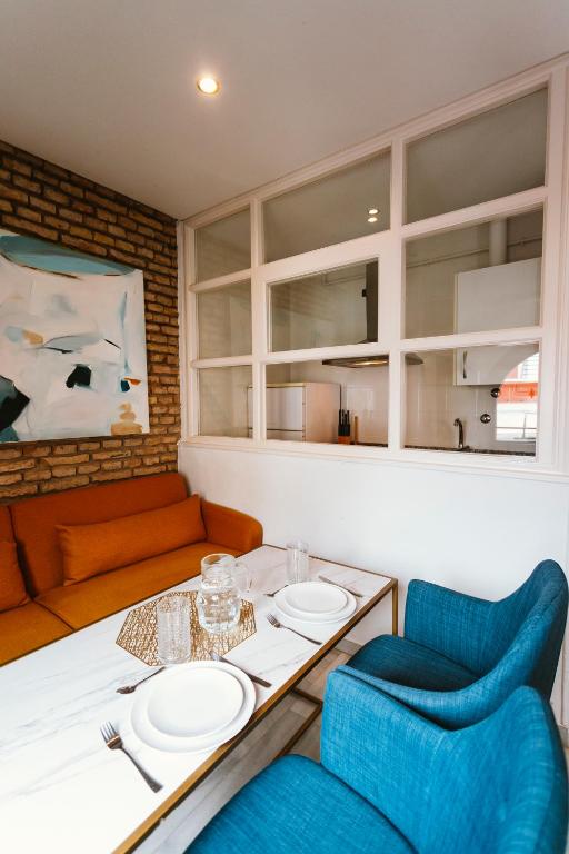 Fotografie z fotogalerie ubytování Complete studio with terrace - 1Bth- La Giralda v destinaci Seville