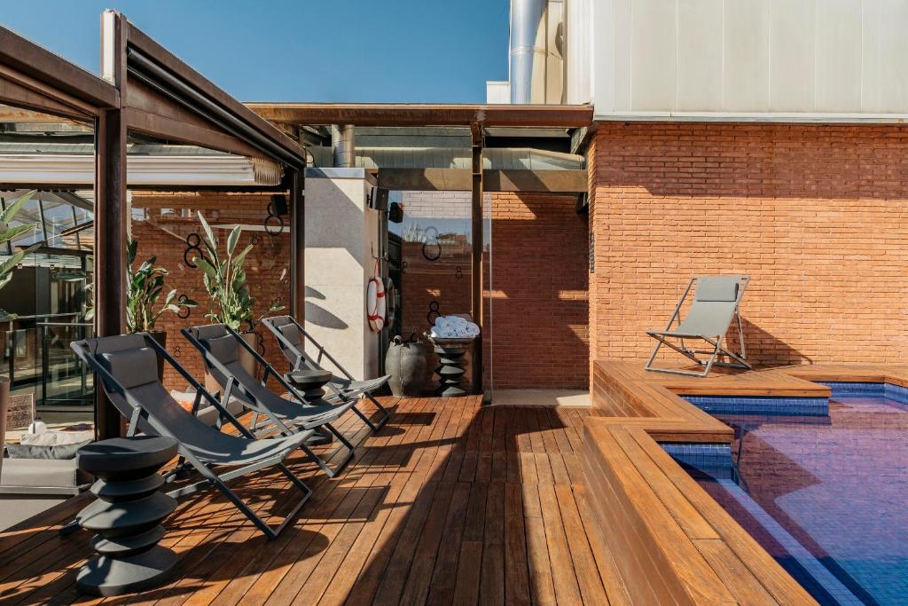 The swimming pool at or close to Hotel Granados 83, a member of Preferred Hotels & Resorts