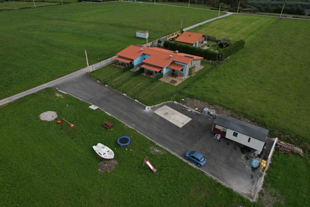 Letecký snímek ubytování Apartamentos Rurales Miramar