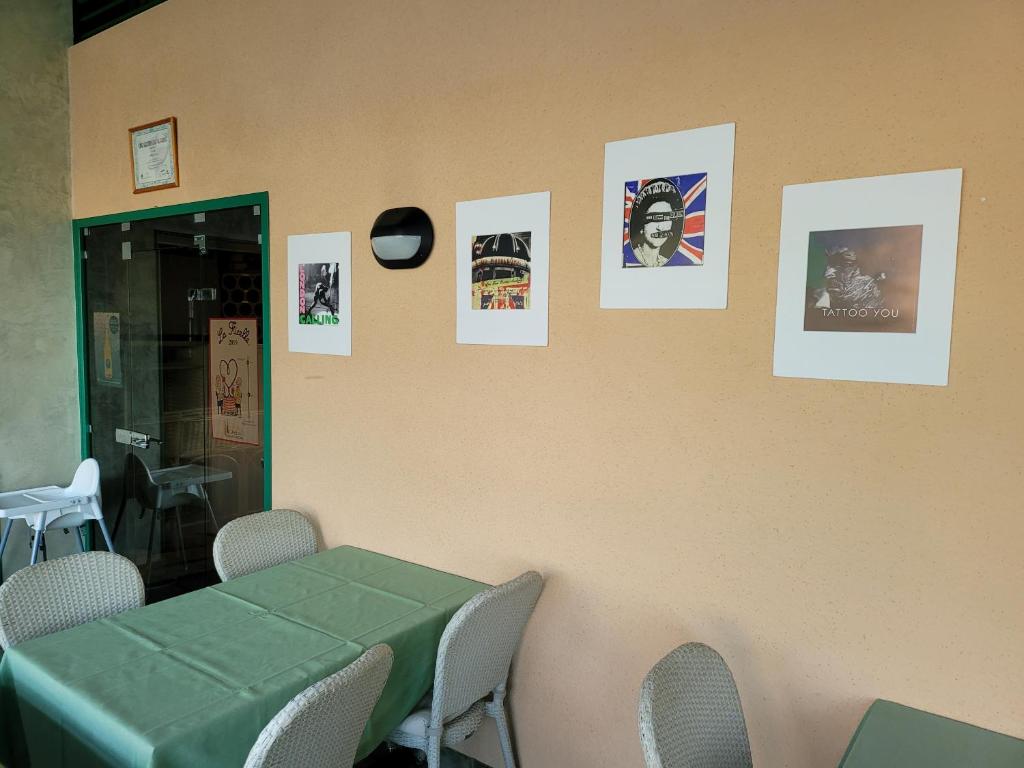 Fotografia z galérie ubytovania L'AUBERGE DE L'OLIVE v destinácii Dompierre-sur-Besbre