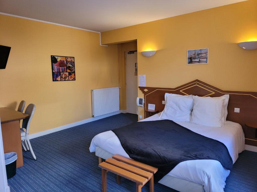 Posteľ alebo postele v izbe v ubytovaní L'AUBERGE DE L'OLIVE