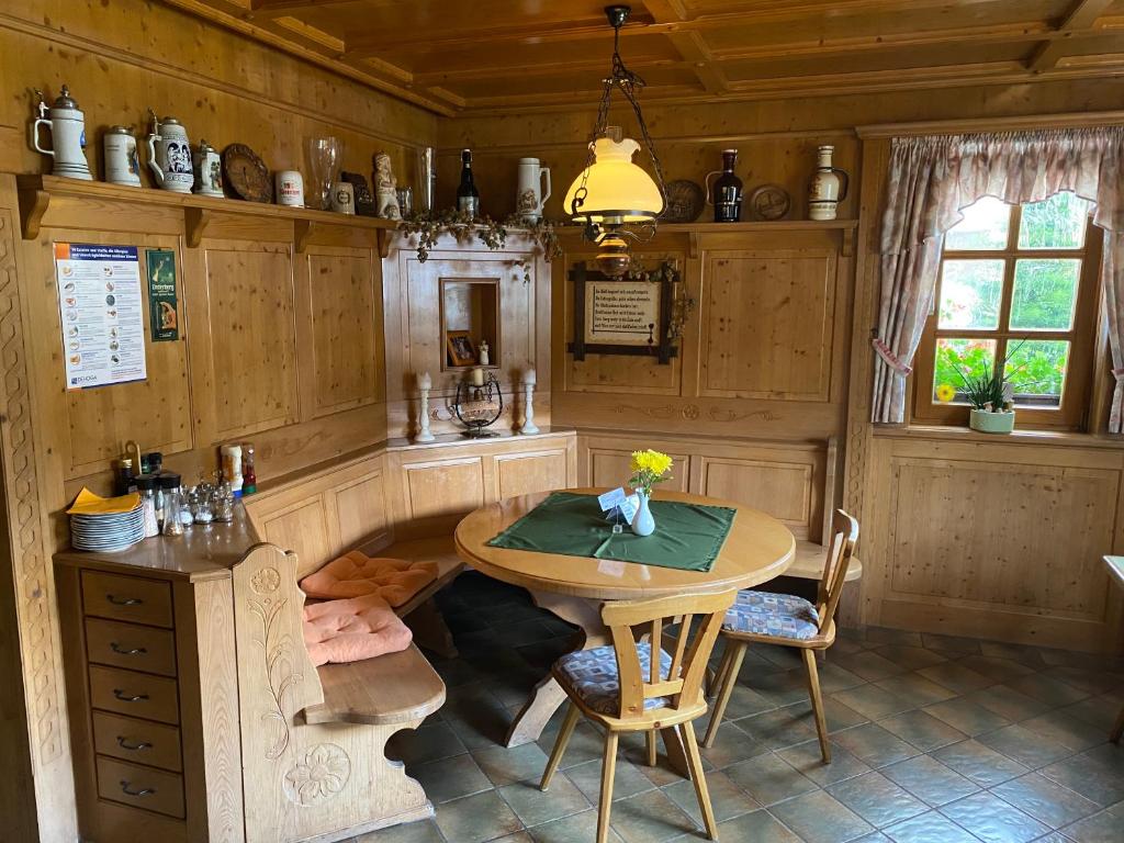 Fotografie z fotogalerie ubytování Gasthaus und Pension Koch v destinaci Cursdorf