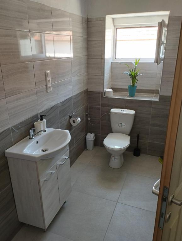 Koupelna v ubytování Apartmány 77