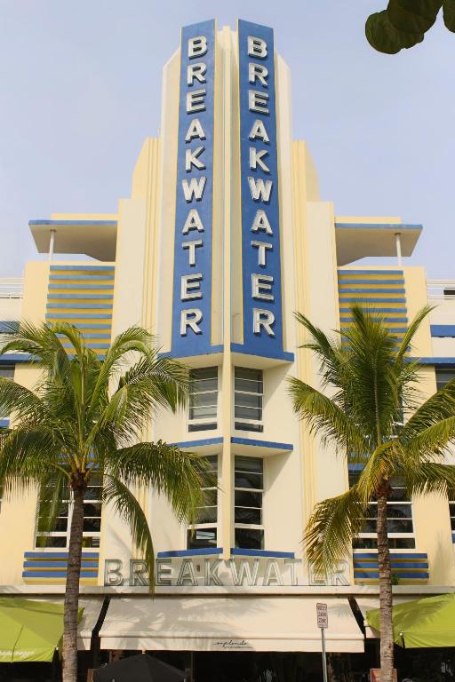 Hotel Breakwater South Beach photo