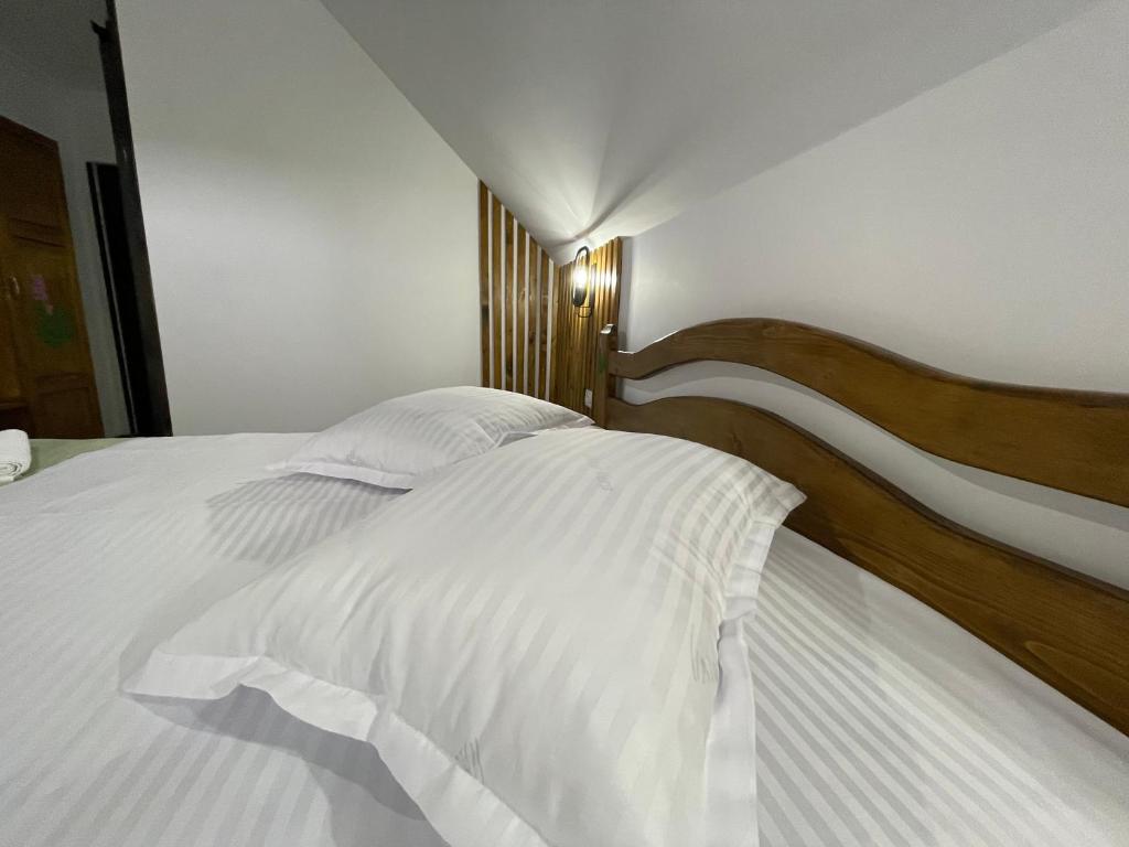 Casa Bicăjeanului - Lacu Roșu - Chambre Double De Luxe Avec Balcon