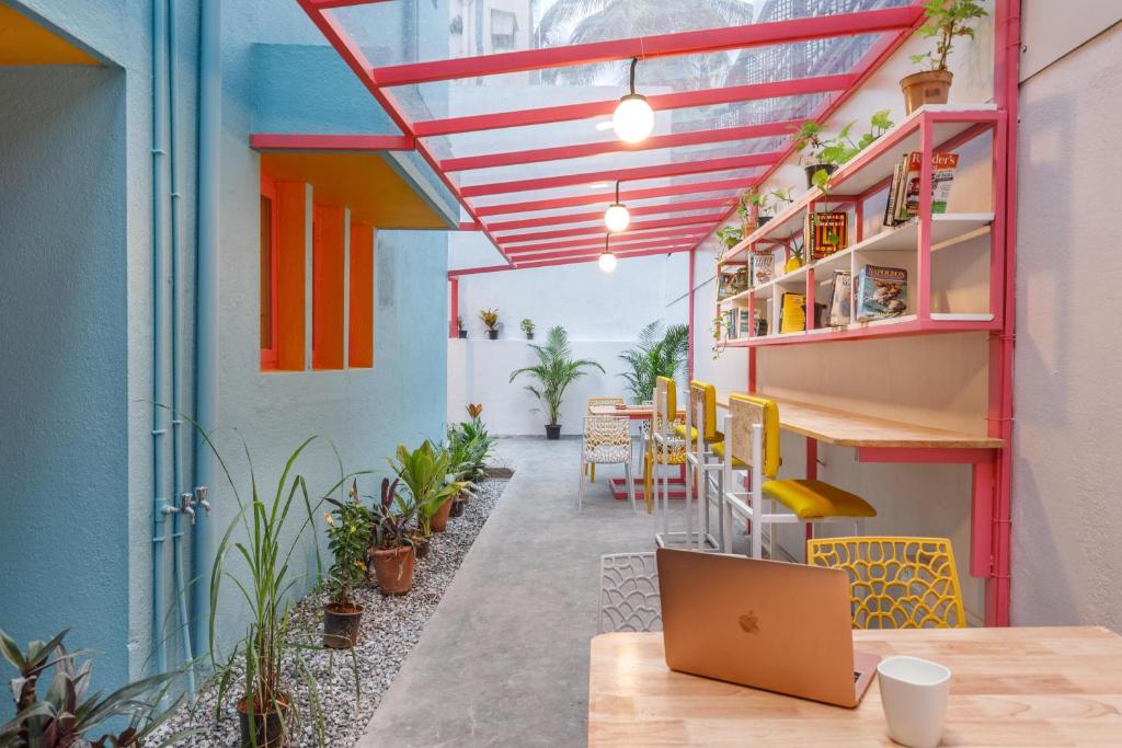 Fotografie z fotogalerie ubytování Locul Midtown-Indiranagar v destinaci Bengalúr