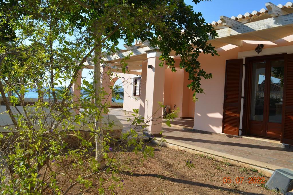 Vonkajšia záhrada v ubytovaní Sunset Bay