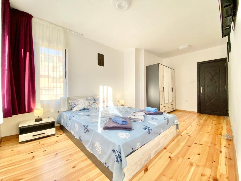 Lovely 2 Bedroom Apartment for 6 Guest in Burgas