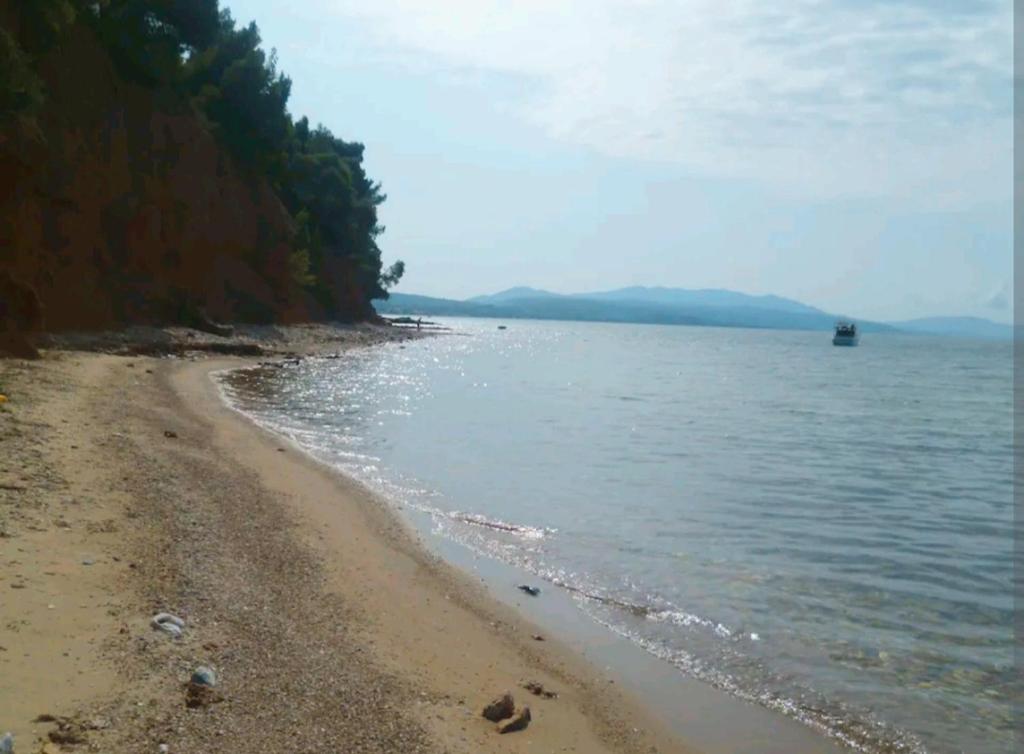 Fotografia z galérie ubytovania VILLA KORINA - Beachfront Maisonette between Nikiti & Metamorphosis v destinácii Nikiti
