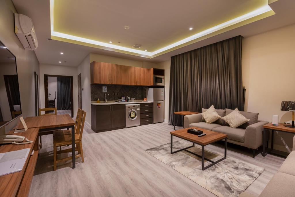 دانة المروج للأجنحة الفندقية Danat Almourouj Hotel Suites - Familiekamer
