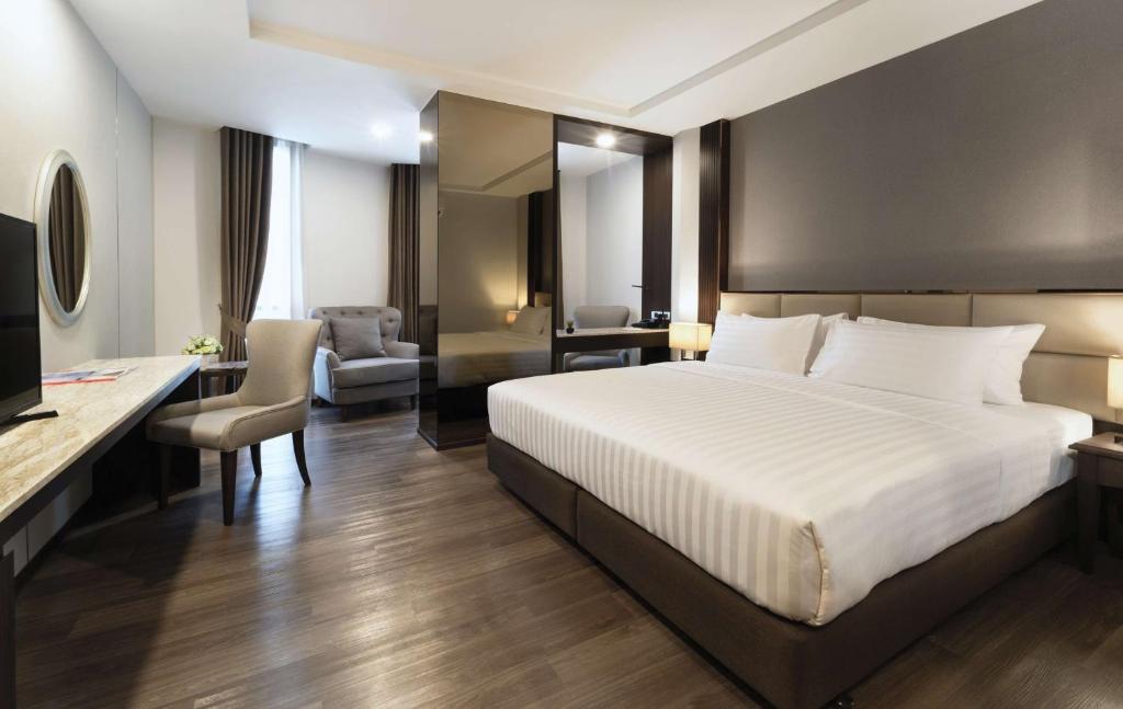 SureStay Plus by Best Western Sukhumvit 2 - Deluxe King Room