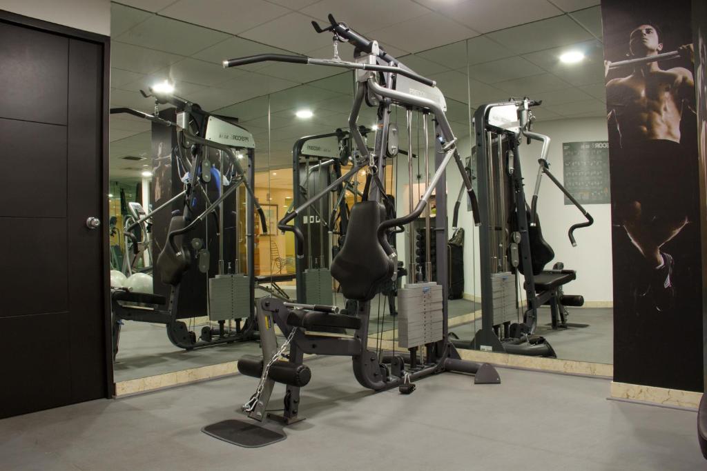 Fitness centrum a/nebo fitness zařízení v ubytování Del Pilar Miraflores Hotel