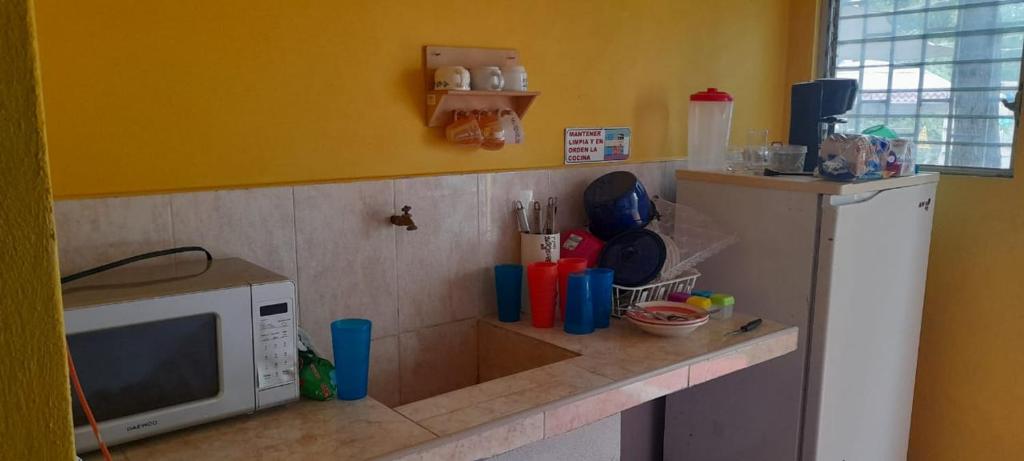 Kuchyň nebo kuchyňský kout v ubytování Casa Atrapasueños