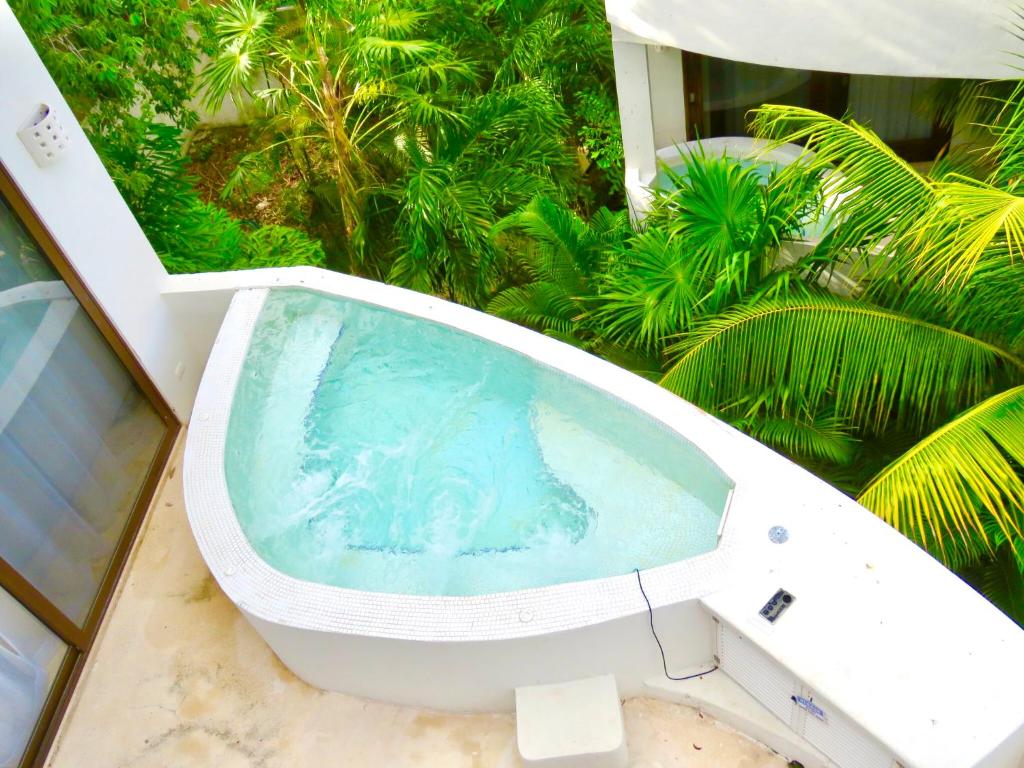 Image showcasing Luxury 4 Bedroom Penthouse In White Angels Talamanca With Private ...