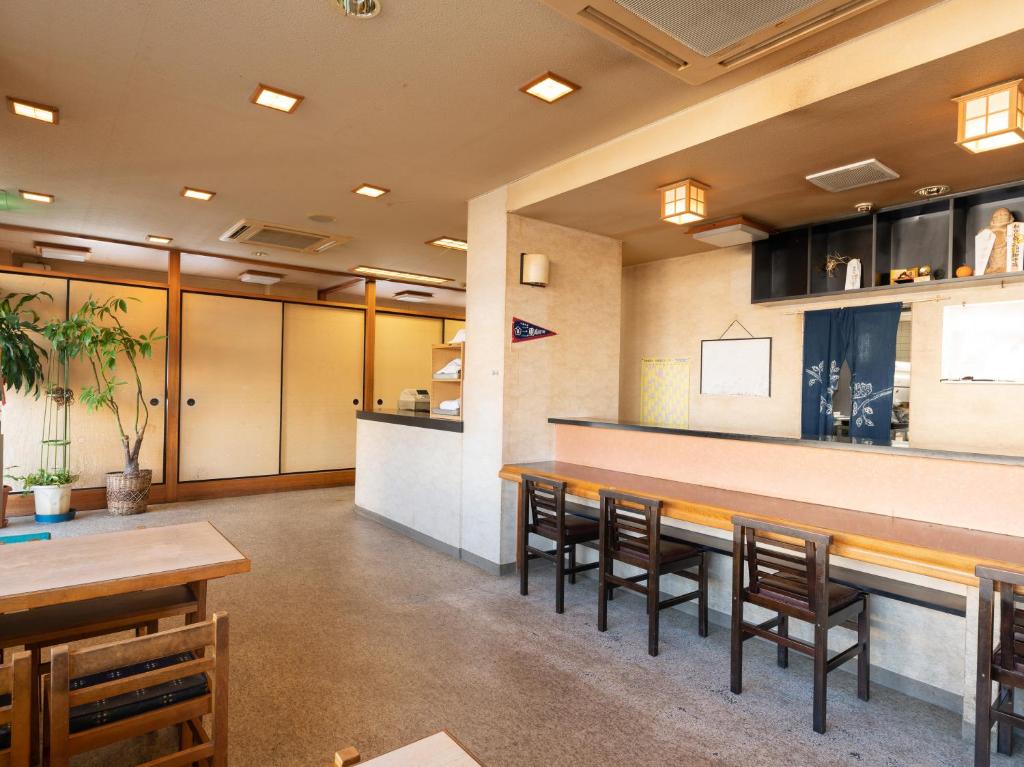 Kuchyň nebo kuchyňský kout v ubytování Tabist Station Hotel Isobe Ise-Shima
