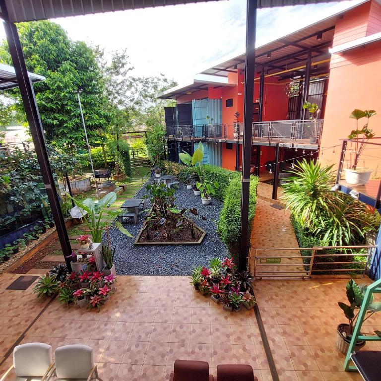 Fotografie z fotogalerie ubytování Kipbox Hotel Trang v destinaci Trang