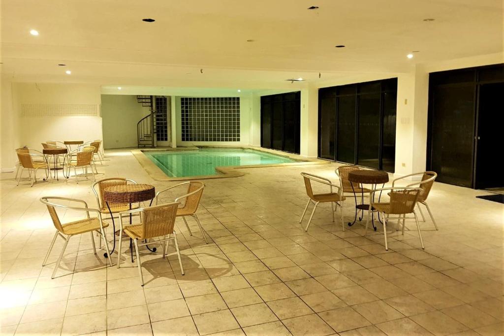 Bazén v ubytování Chateau Bleu Resort nebo v jeho okolí