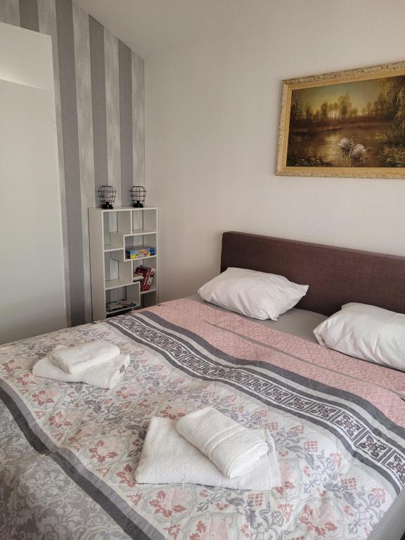 Postel nebo postele na pokoji v ubytování King Panorama mit Netflix