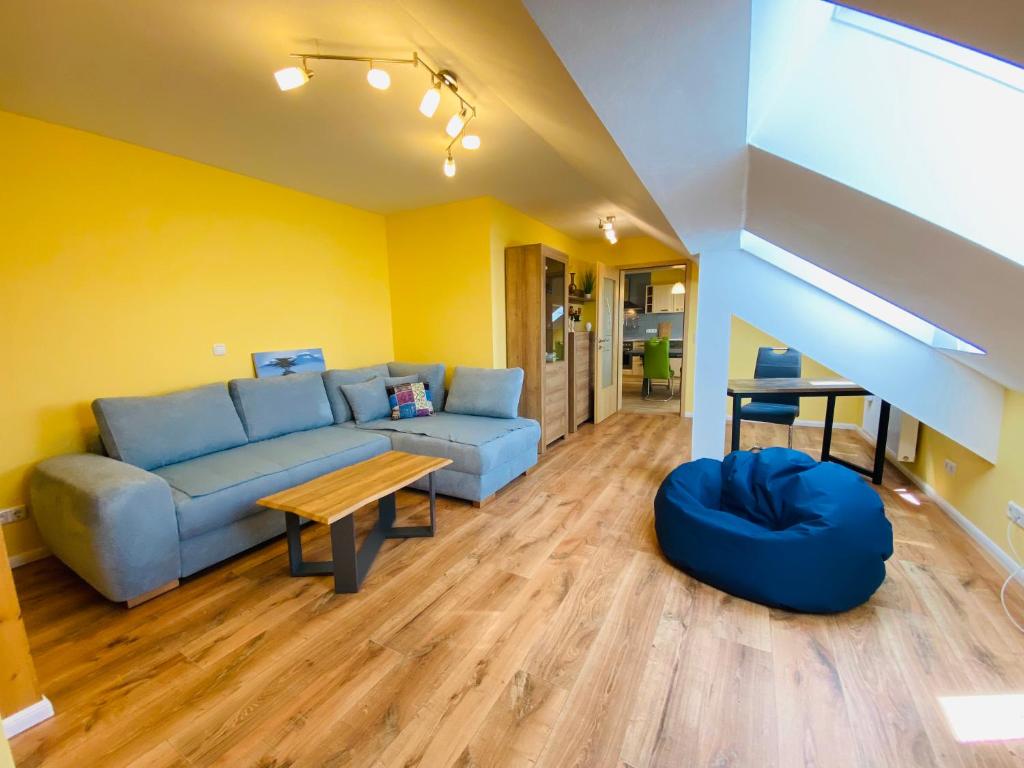 Зона вітальні в NEU!!! Ferienwohnung Villa Störmer - 2 Schlafzimmer, 4 Personen in Eisfeld