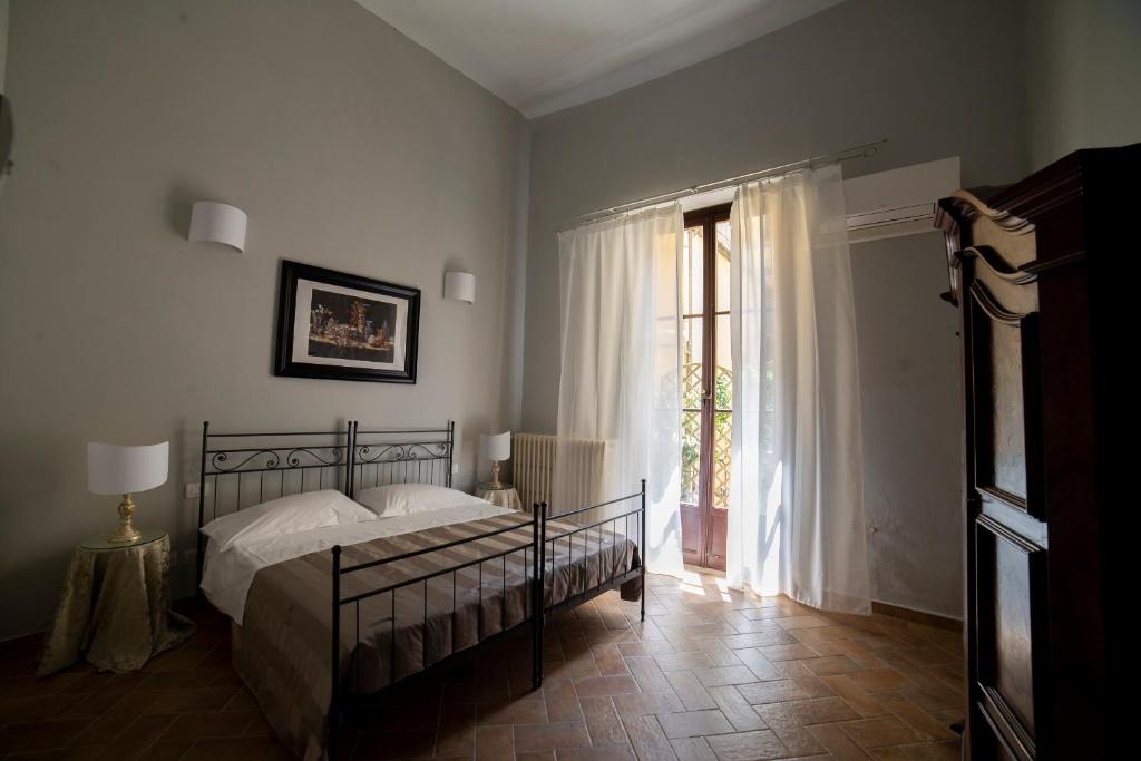 Hotel Torre Guelfa Palazzo Acciaiuoli - Resim 35