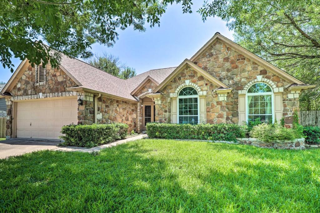 round-rock-family-home-large-yard-by-trails-round-rock
