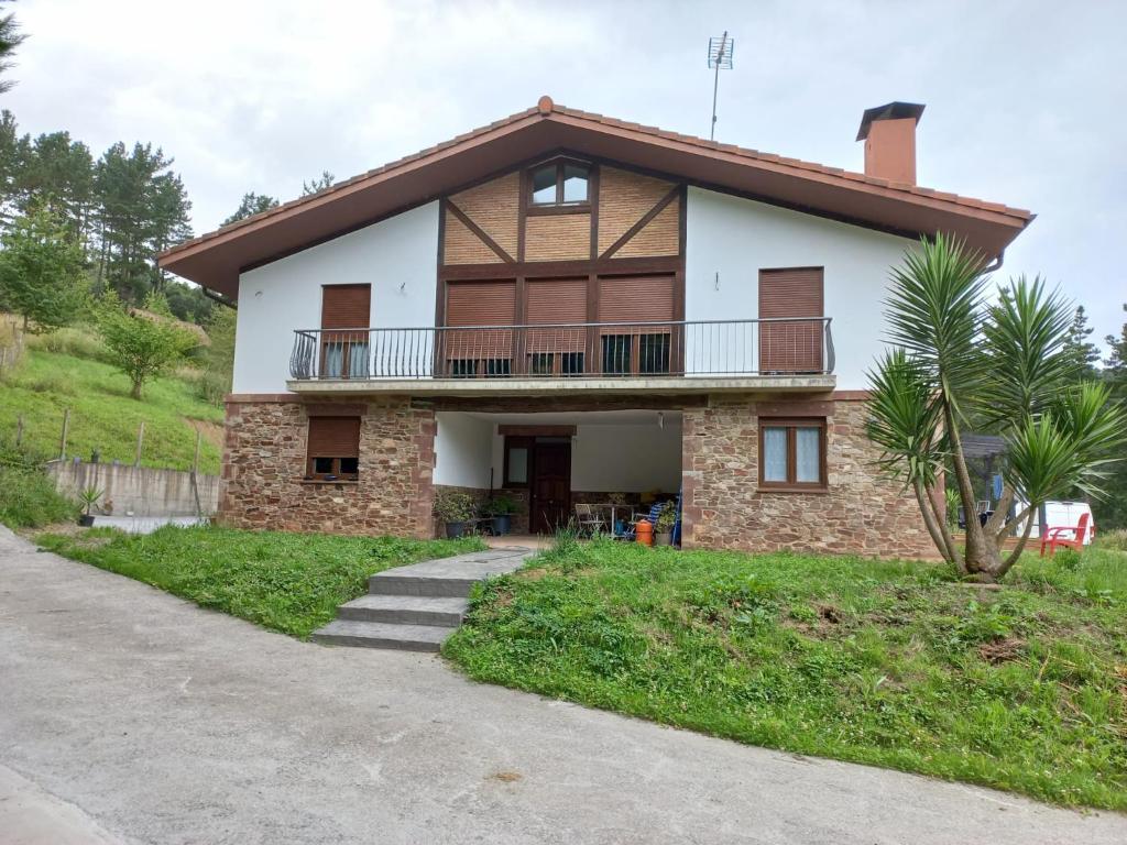 Caserío Ea - 2 CAMERE PER 4 PERSONE CON AREA E BAGNO PRIVATO