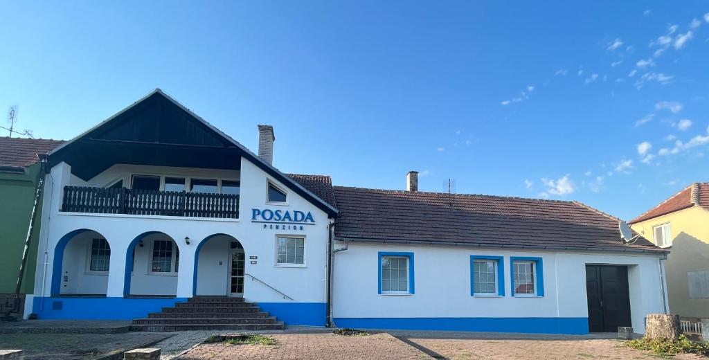 The building in which a vendégházakat is located