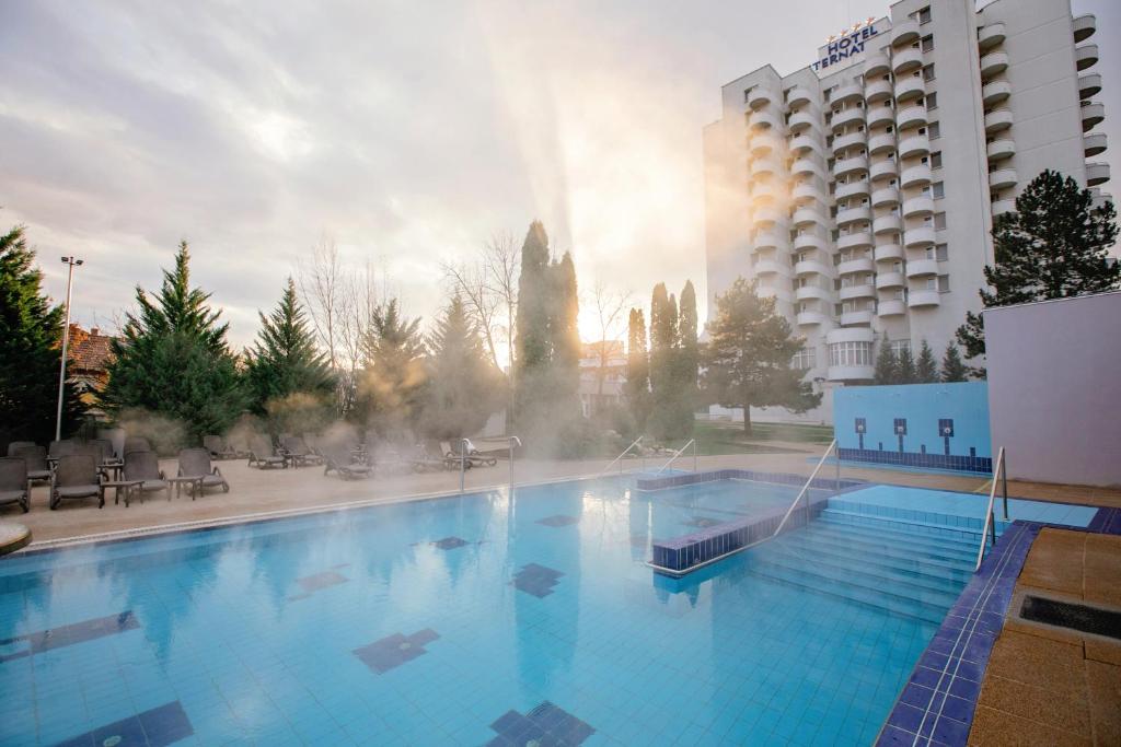 Bazén v ubytování Hotel International nebo v jeho okolí