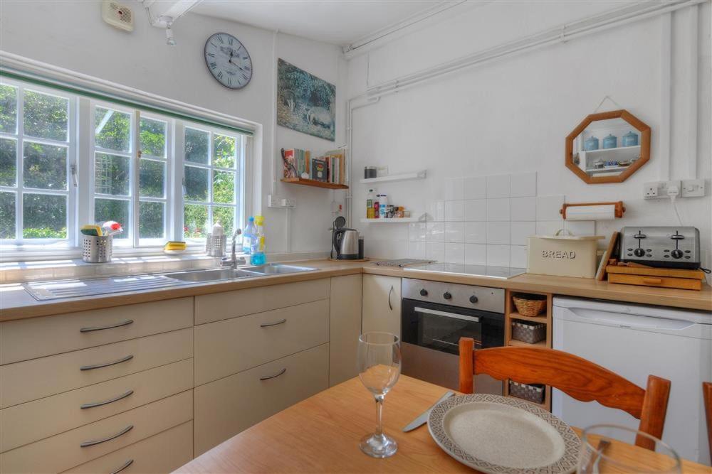Kuchyň nebo kuchyňský kout v ubytování St Gabriels Cottage