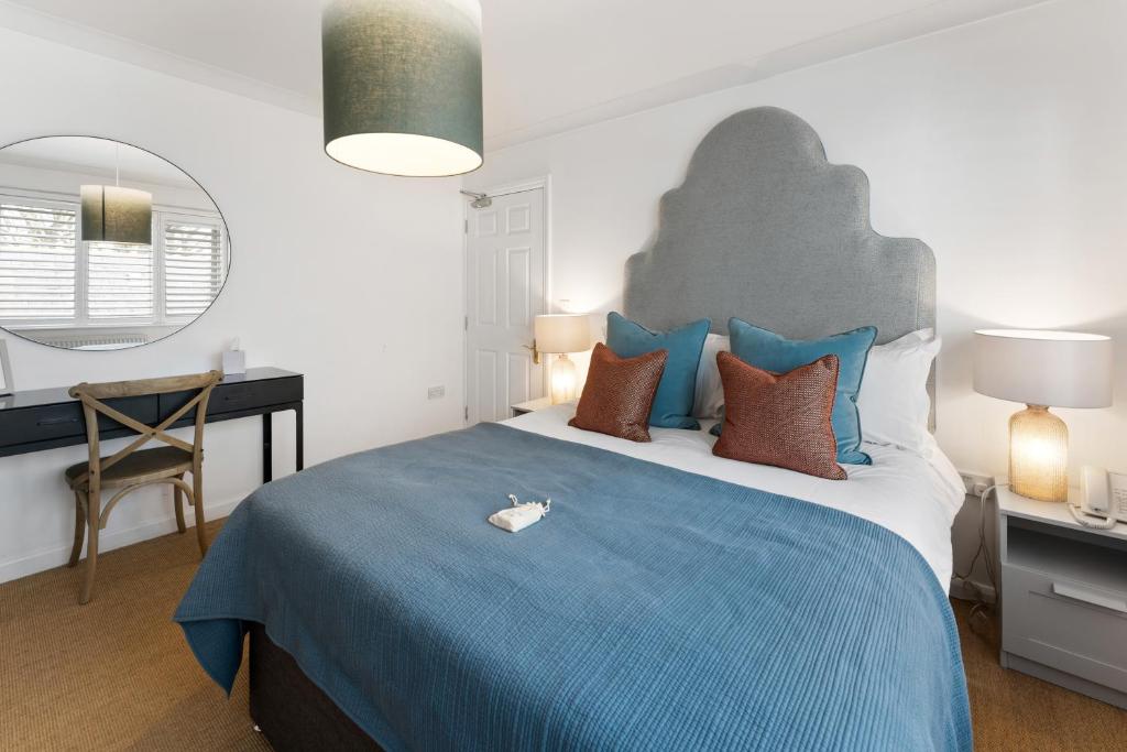 The Rosevine - 