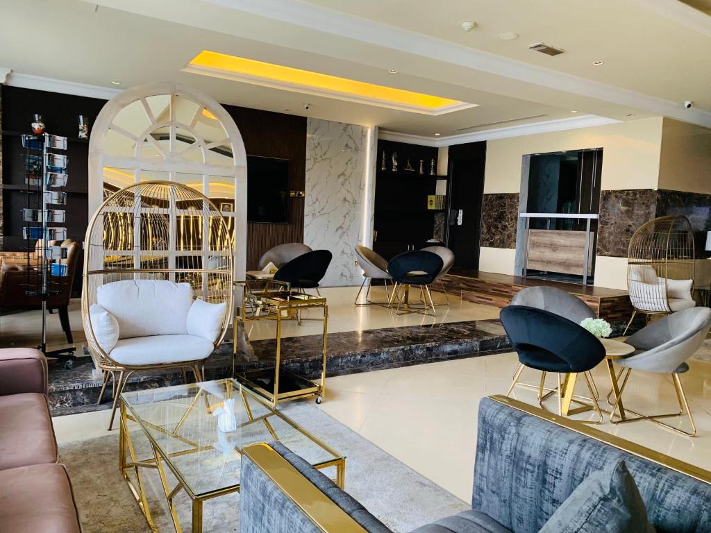 لابی و فضای عمومی Al Khaleej Palace Deira Hotel - تصویر ۵