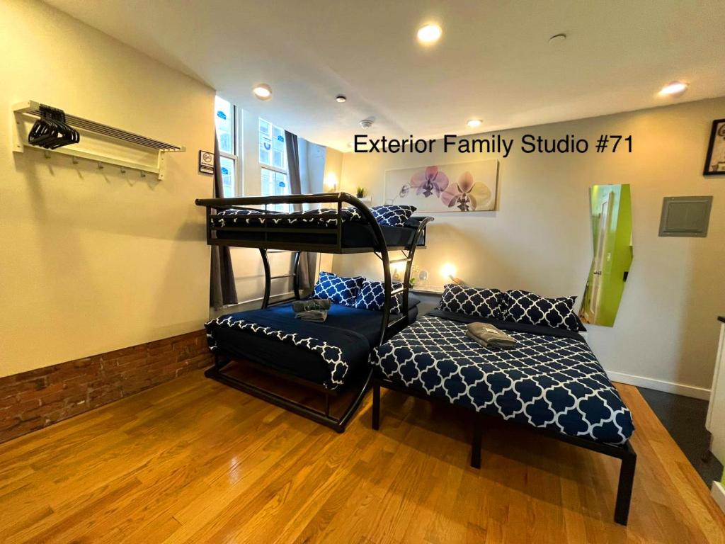 NYC Empire Apartments - 
