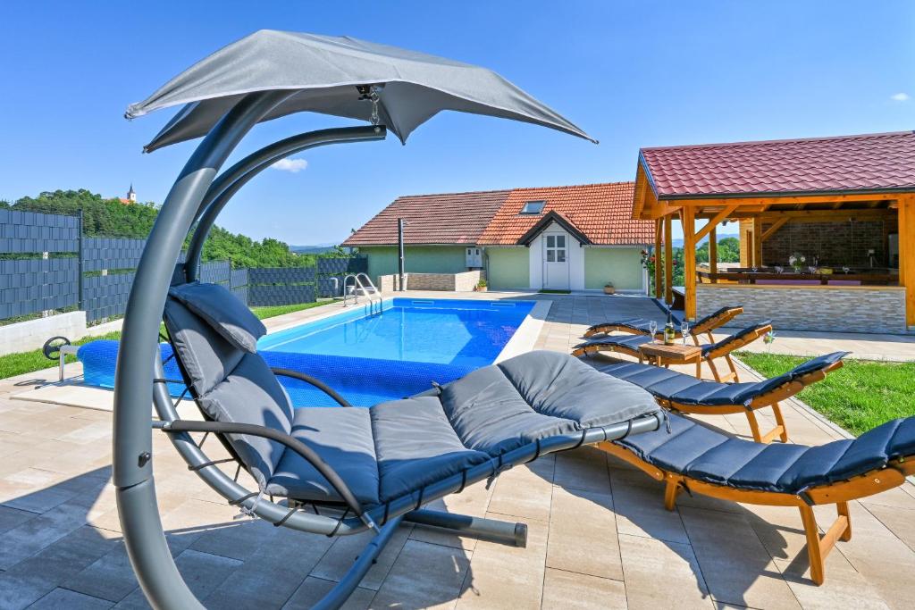 Bazén v ubytovaní Kuća za odmor Tranquilo alebo v jeho blízkosti