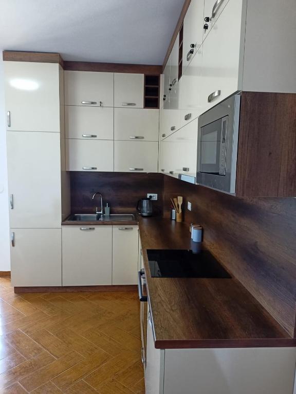 Apartmán AZURE VIEW - Imazhi 8