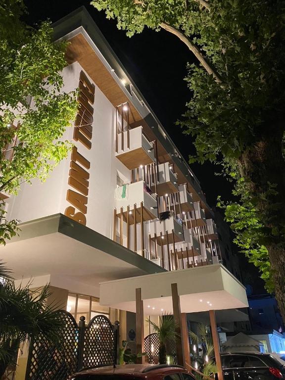 Budova, kde se hotel nachází