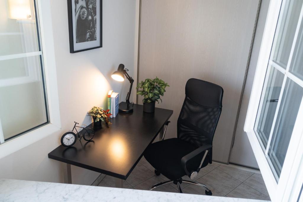 Beautiful Apartments With Parking In a Quiet Location - 5