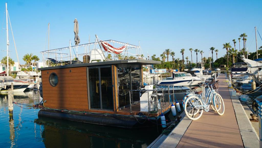 Barcos La Maison Bateau Sotogrande en San Roque, Andalucía