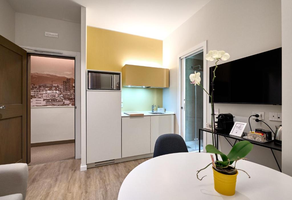 DONATELLO11 Milan Apartments by Hospity - 12