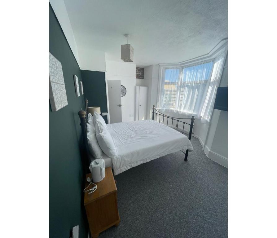 Number 19 Brighton - Resim 2