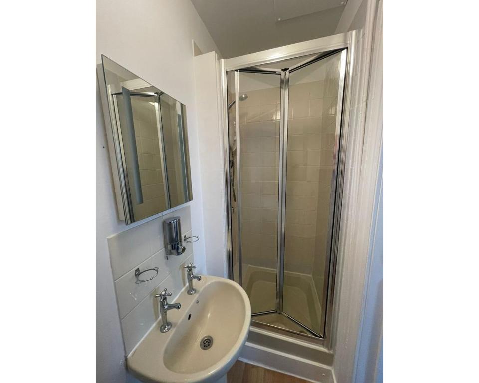 Number 19 Brighton - Resim 7