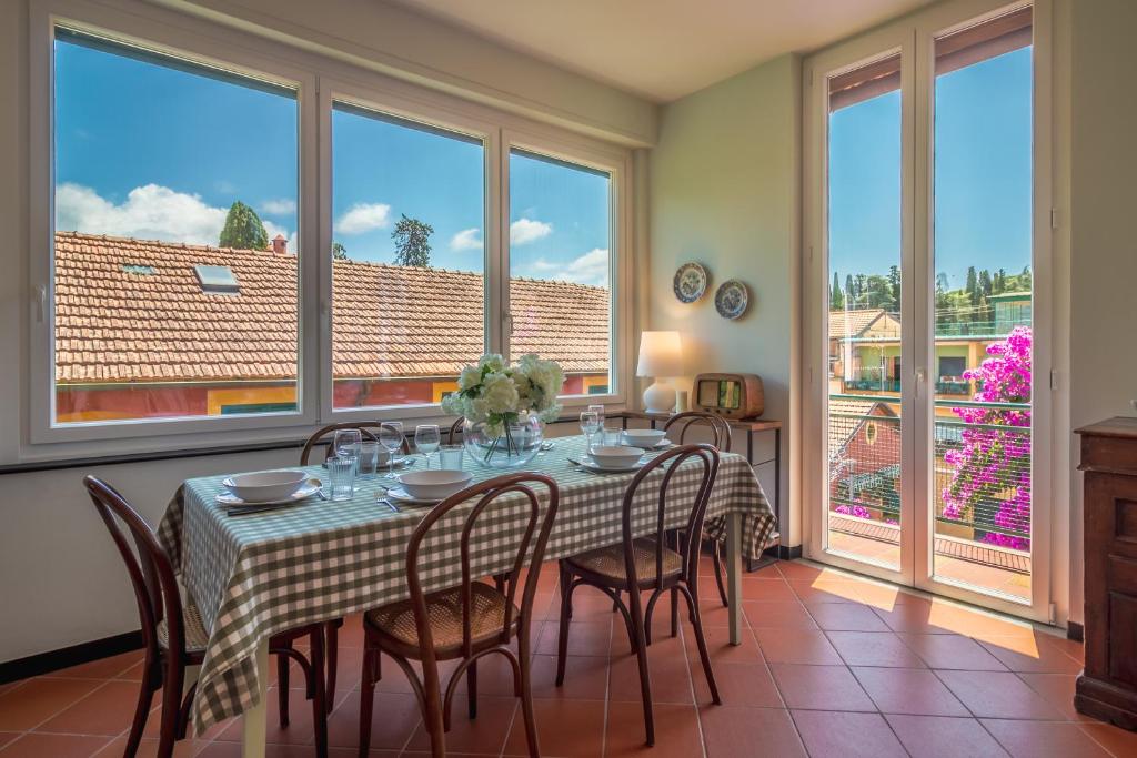 Zdjęcie z galerii obiektu LA BOUGAINVILLE Relax, Giardino e Parcheggio w mieście Santa Margherita Ligure