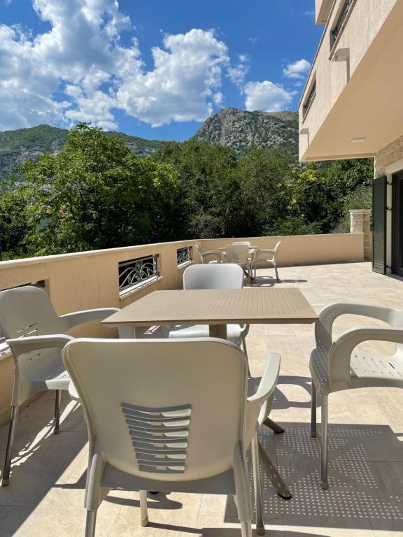 Nespecifikovaný výhled na hory nebo výhled na hory při pohledu z apartmánu