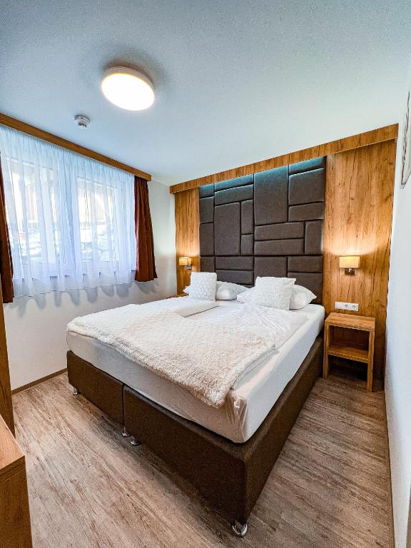 Sylpaulerhof Aparthotel - Deluxe Double Room