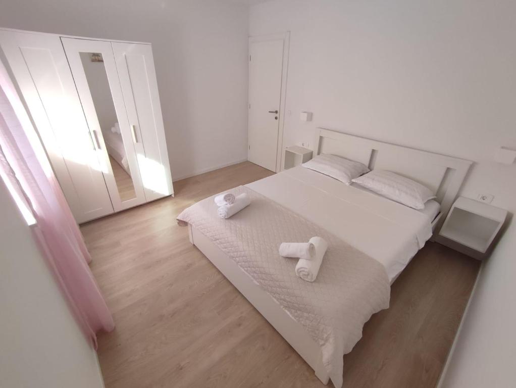 Apartments Anamarija - 14