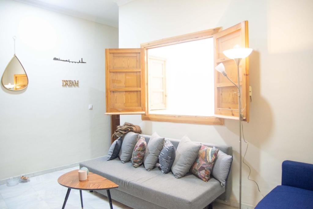 Practical studio- 1Bth- Las Setas - Housity