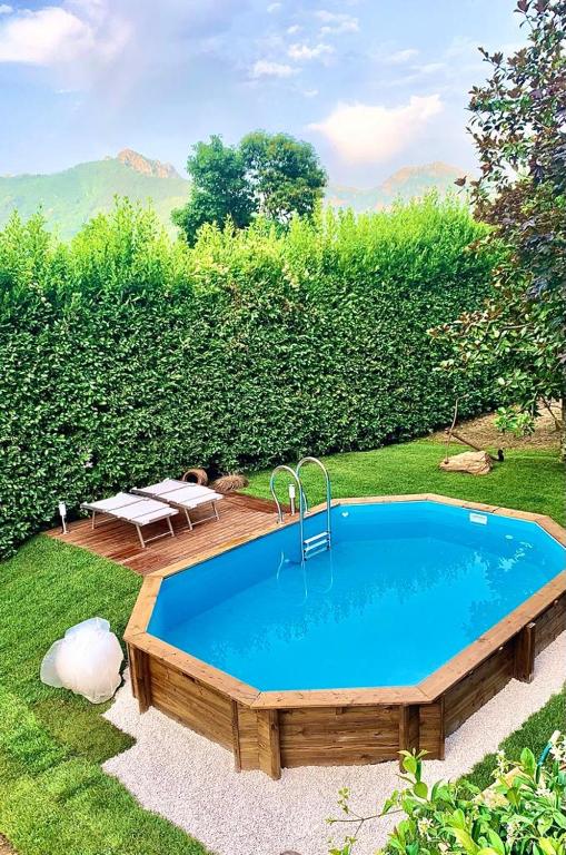 Bazén v ubytování IL PICCOLO PARADISO nebo v jeho okolí