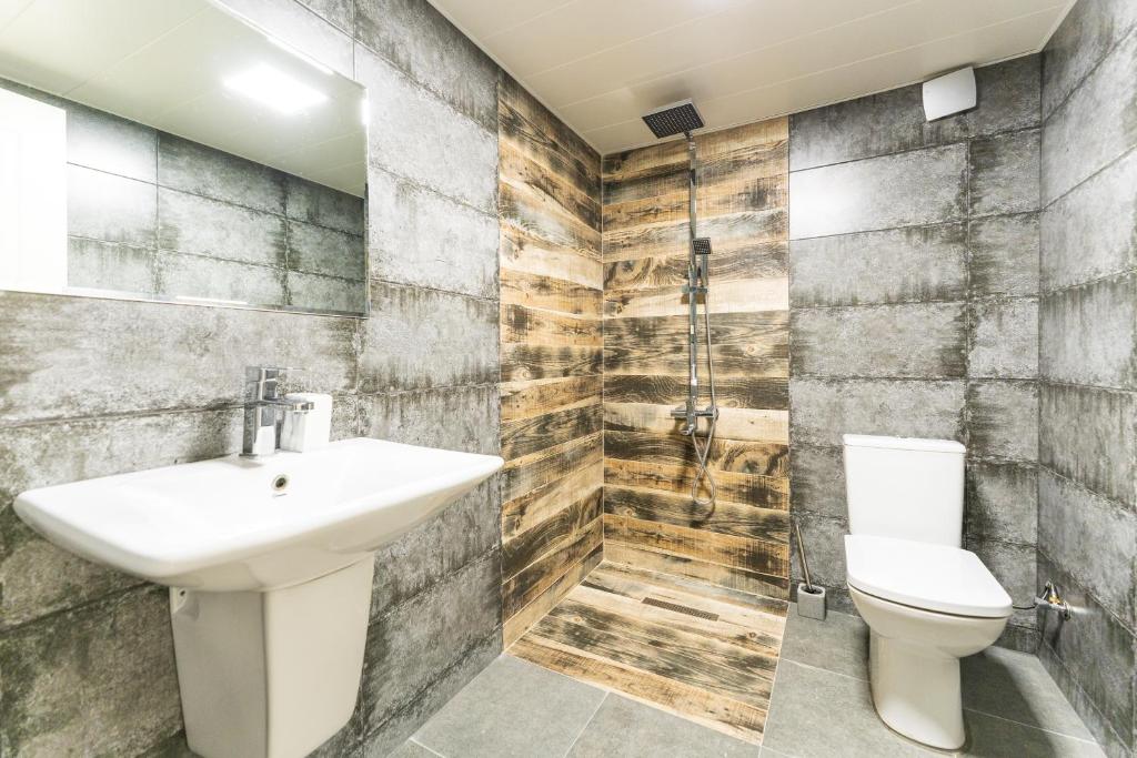 Koupelna v ubytování Hotel Chatini Mestia