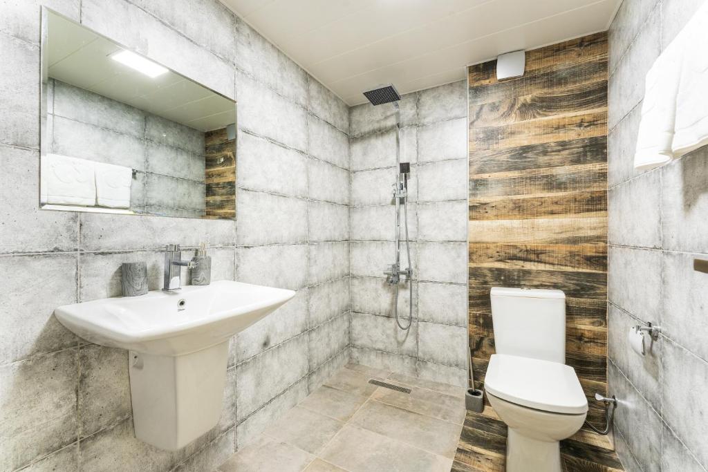 Koupelna v ubytování Hotel Chatini Mestia